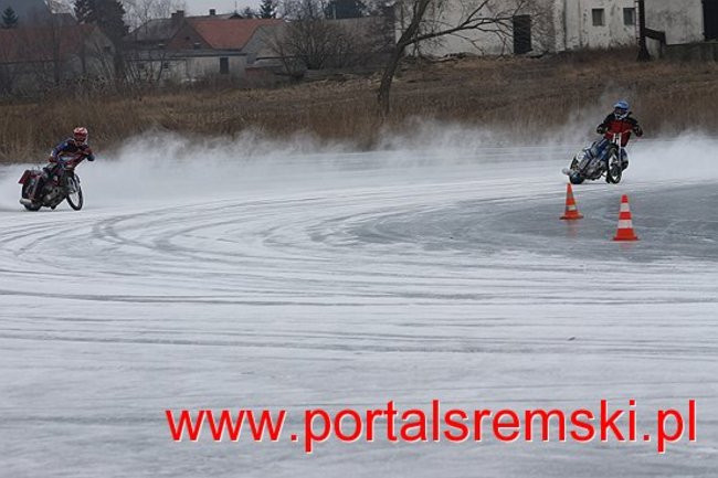 Ice Speedway  w Mórce