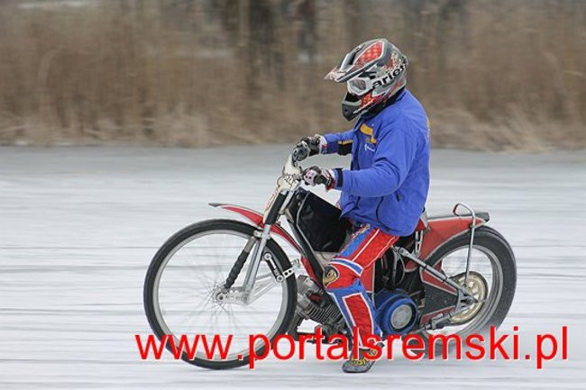 Ice Speedway  w Mórce