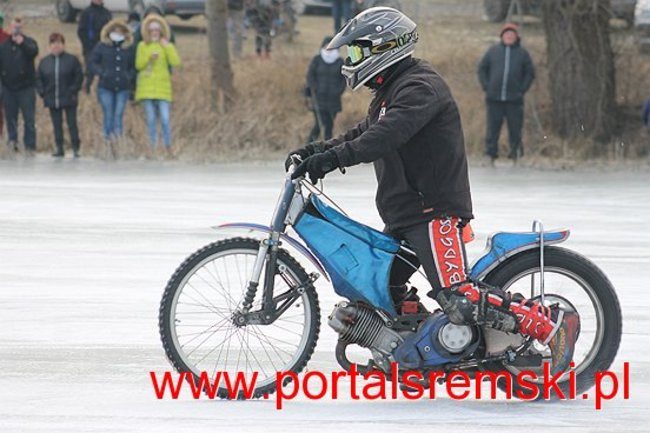 Ice Speedway  w Mórce