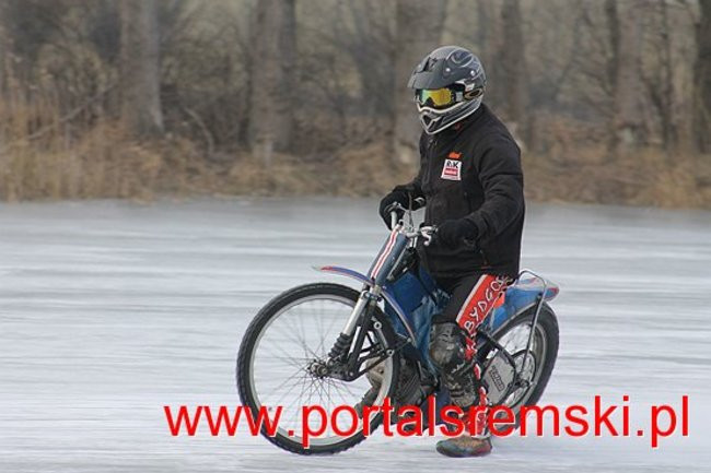 Ice Speedway  w Mórce