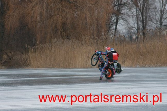 Ice Speedway  w Mórce