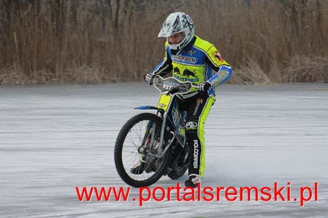 Ice Speedway  w Mórce
