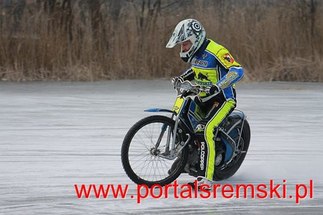 Ice Speedway  w Mórce