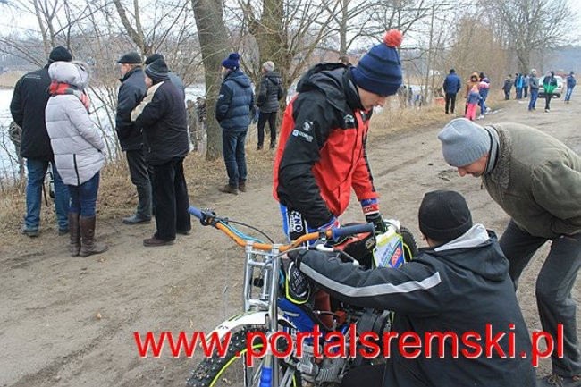 Ice Speedway  w Mórce