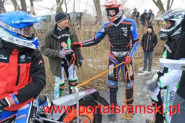 Ice Speedway  w Mórce