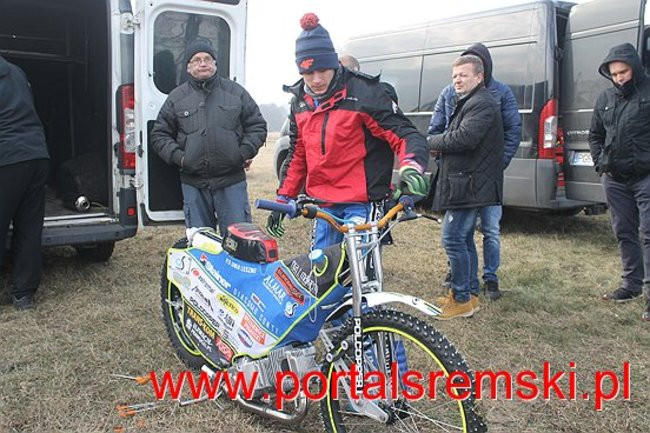 Ice Speedway  w Mórce