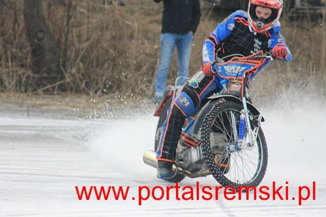 Ice Speedway  w Mórce
