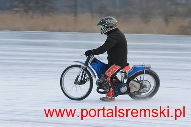 Ice Speedway  w Mórce