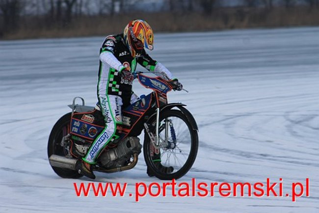 Ice Speedway  w Mórce