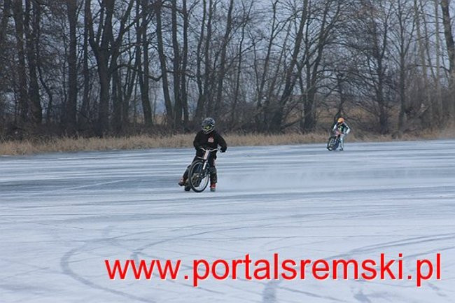 Ice Speedway  w Mórce