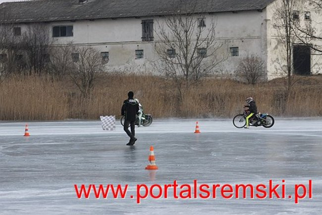 Ice Speedway  w Mórce