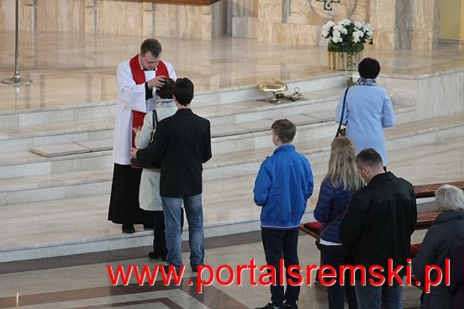 Msza z nałożeniem rąk