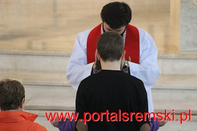 Msza z nałożeniem rąk