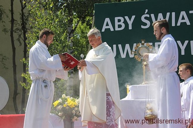 Procesja Bożego Ciała na Jezioranach