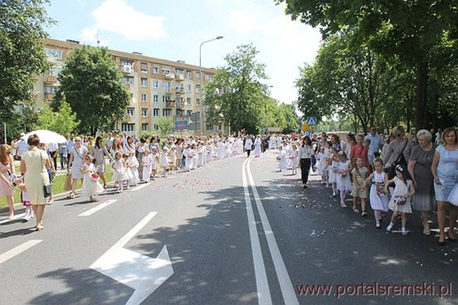 Procesja Bożego Ciała na Jezioranach