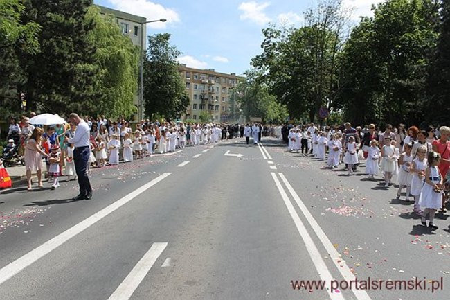 Procesja Bożego Ciała na Jezioranach