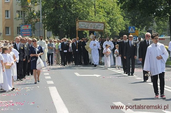 Procesja Bożego Ciała na Jezioranach