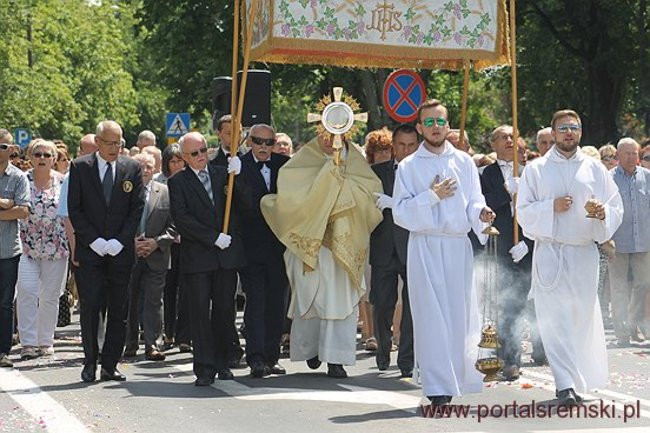 Procesja Bożego Ciała na Jezioranach