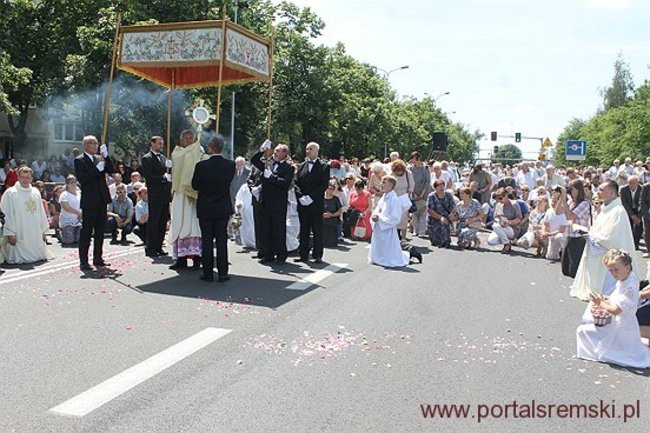 Procesja Bożego Ciała na Jezioranach