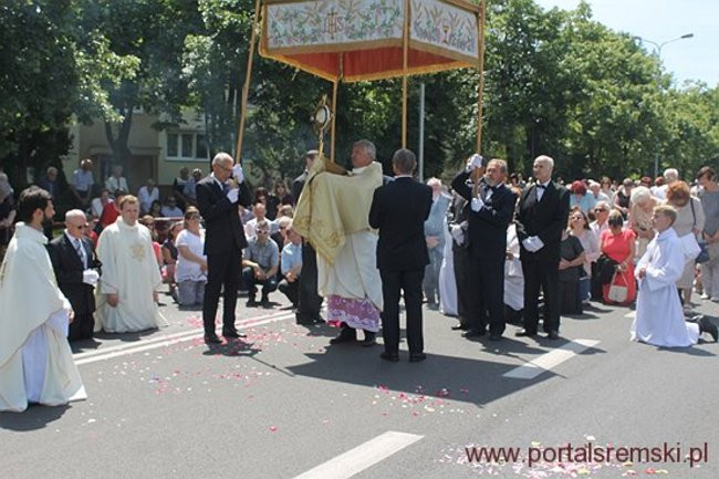 Procesja Bożego Ciała na Jezioranach