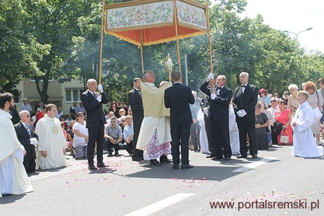 Procesja Bożego Ciała na Jezioranach