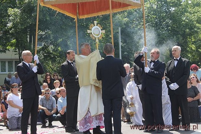 Procesja Bożego Ciała na Jezioranach