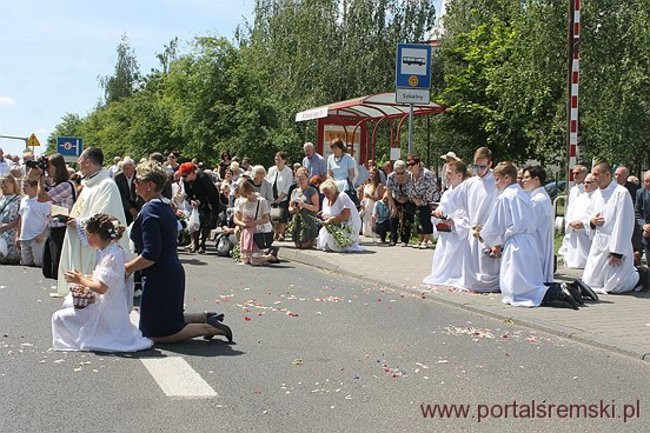 Procesja Bożego Ciała na Jezioranach