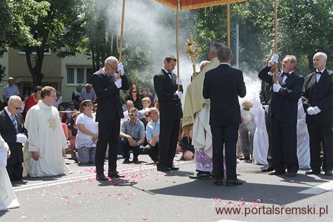 Procesja Bożego Ciała na Jezioranach