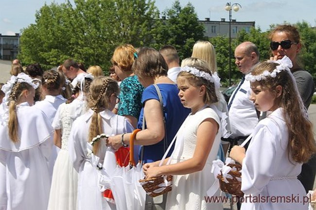 Procesja Bożego Ciała na Jezioranach