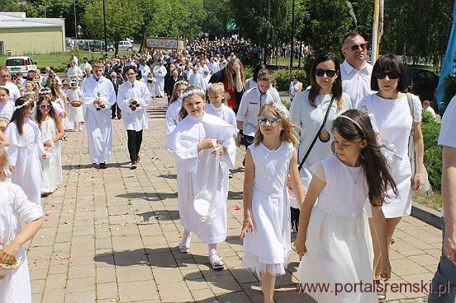 Procesja Bożego Ciała na Jezioranach