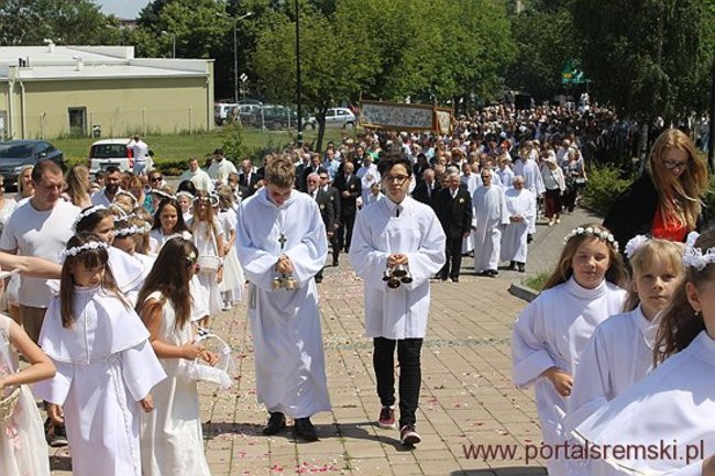 Procesja Bożego Ciała na Jezioranach