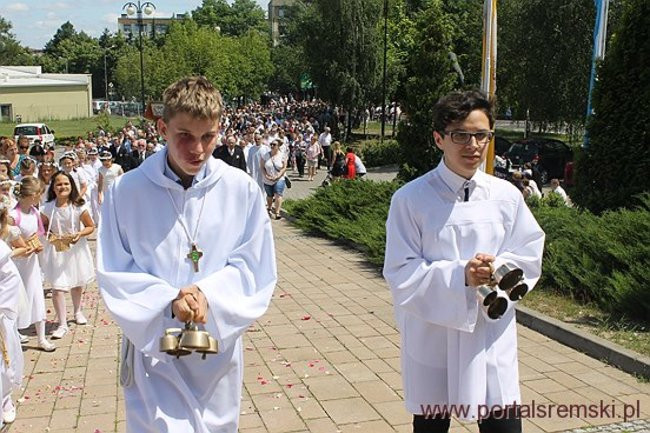 Procesja Bożego Ciała na Jezioranach