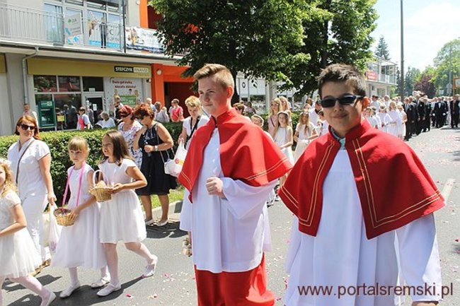 Procesja Bożego Ciała na Jezioranach