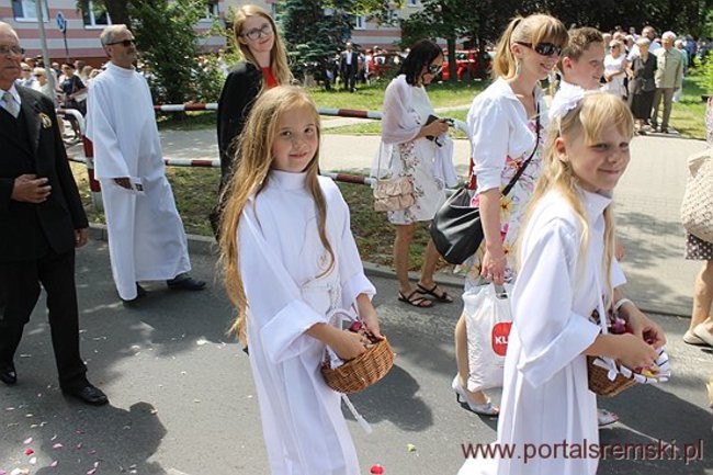 Procesja Bożego Ciała na Jezioranach