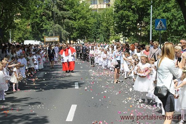 Procesja Bożego Ciała na Jezioranach