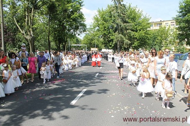 Procesja Bożego Ciała na Jezioranach