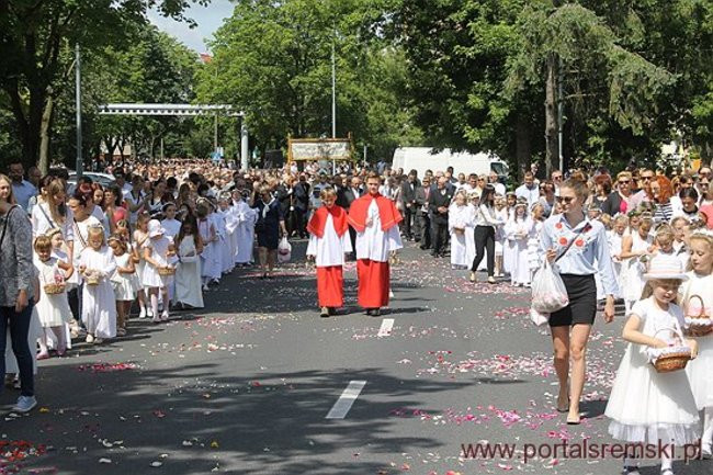 Procesja Bożego Ciała na Jezioranach