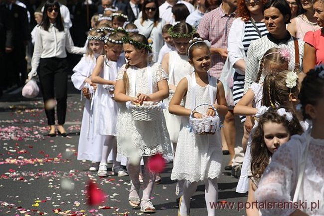Procesja Bożego Ciała na Jezioranach