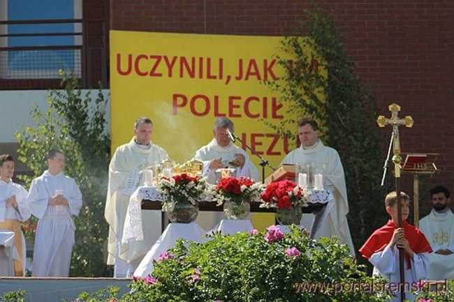 Procesja Bożego Ciała na Jezioranach