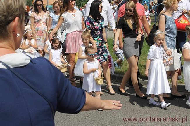 Procesja Bożego Ciała na Jezioranach