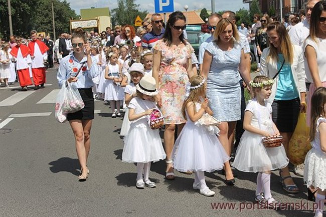 Procesja Bożego Ciała na Jezioranach