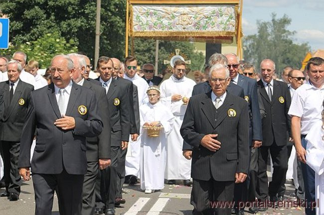 Procesja Bożego Ciała na Jezioranach