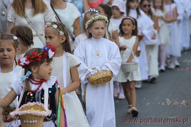 Procesja Bożego Ciała na Jezioranach