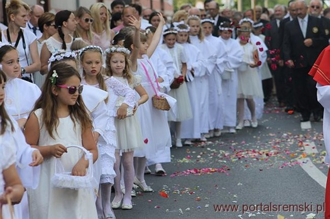 Procesja Bożego Ciała na Jezioranach