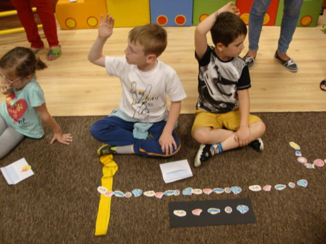 Sprawne główki  Pod wierzbami