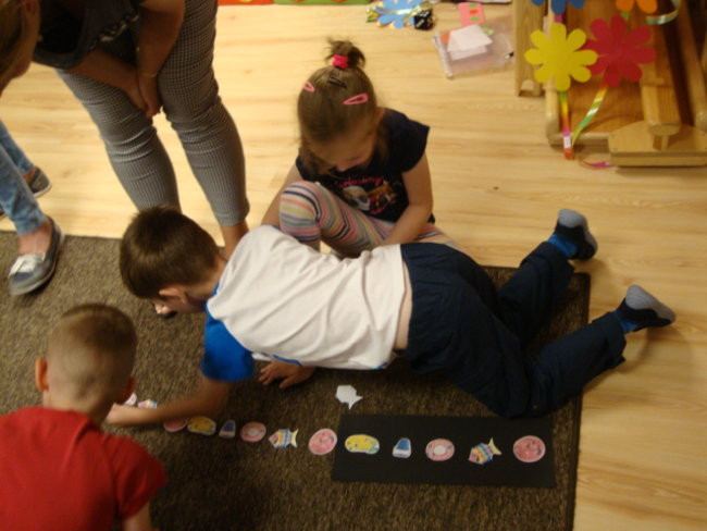 Sprawne główki  Pod wierzbami