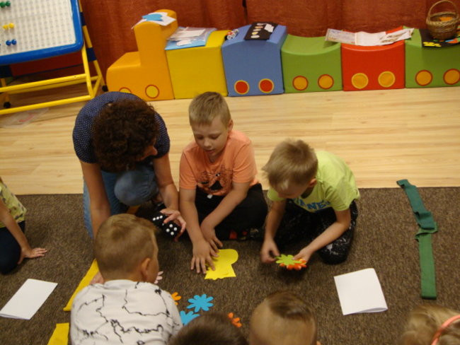 Sprawne główki  Pod wierzbami