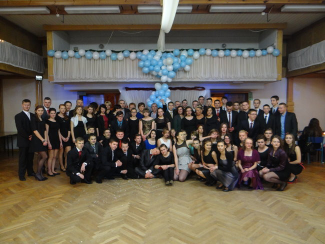 Studniówka w Manieczkach