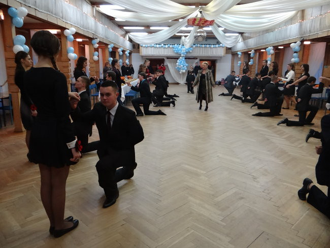 Studniówka w Manieczkach