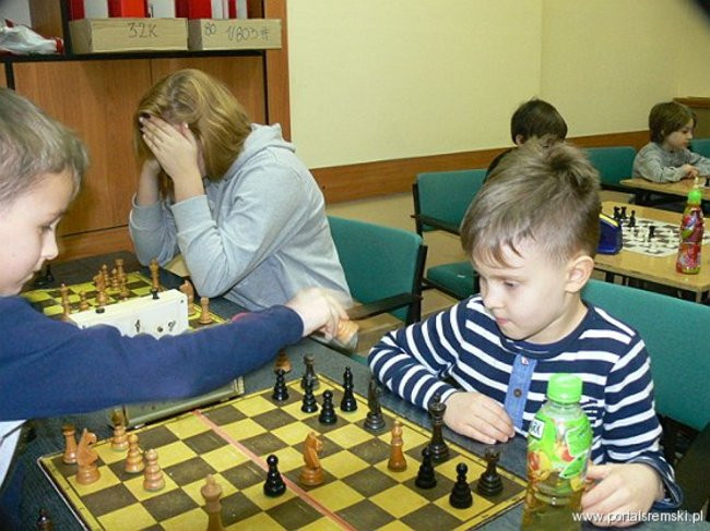 Feryjne  szachowanie